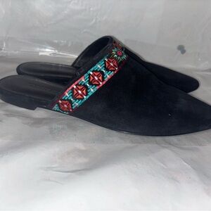 Johnny Was Women’s Bohemian Mules with Colorful Embroidery size 9